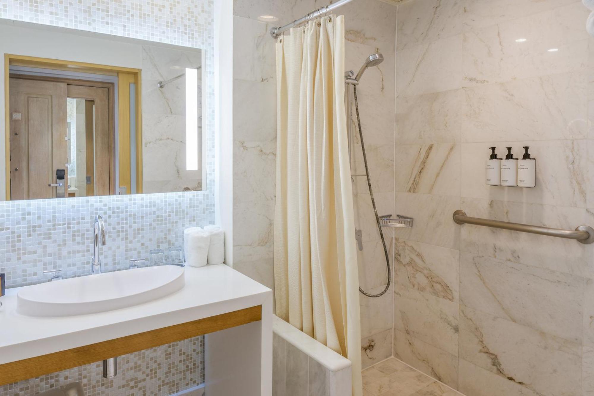 Intercontinental Tegucigalpa At Multiplaza Mall By Ihg Eksteriør bilde