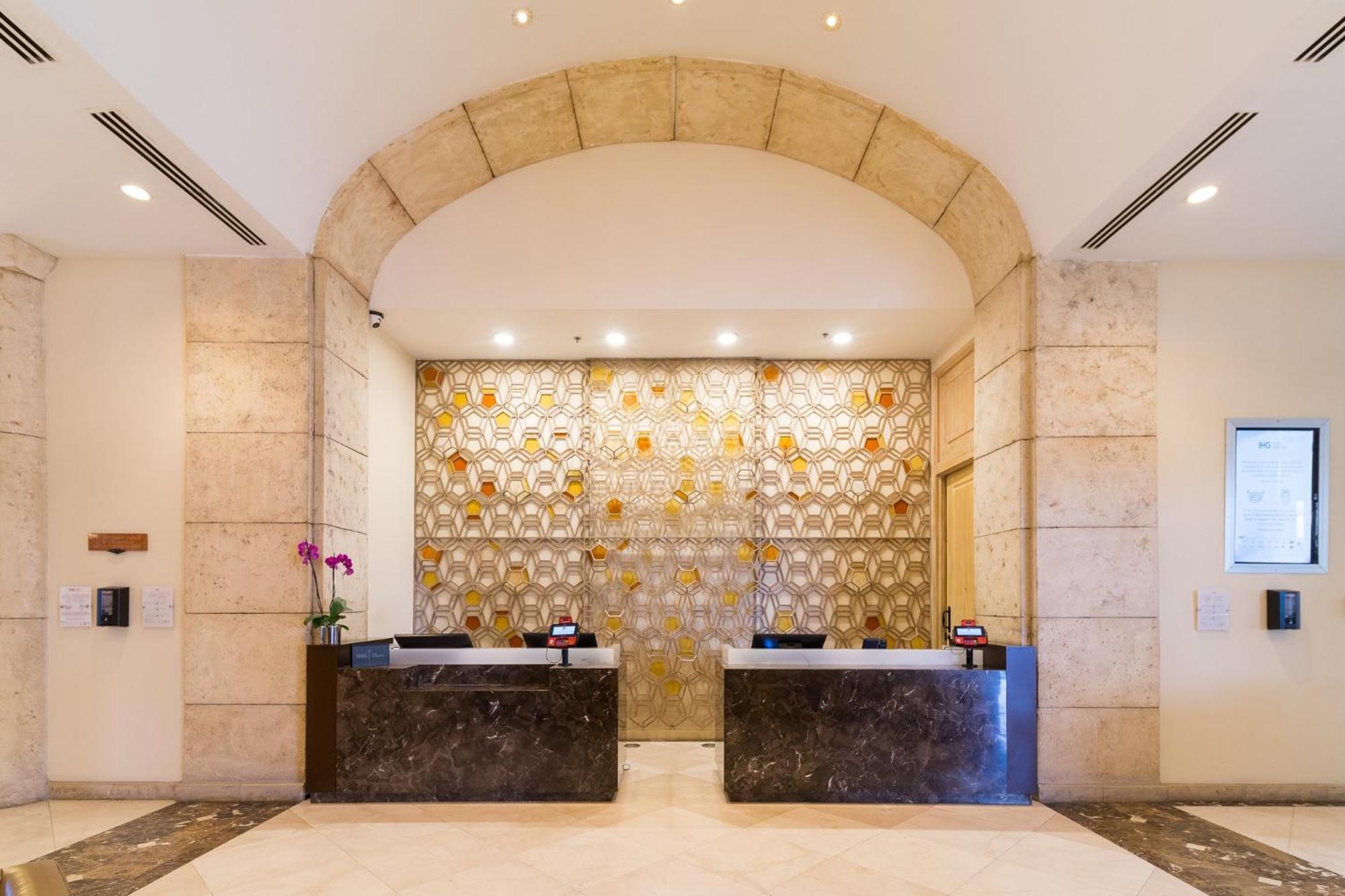 Intercontinental Tegucigalpa At Multiplaza Mall By Ihg Eksteriør bilde